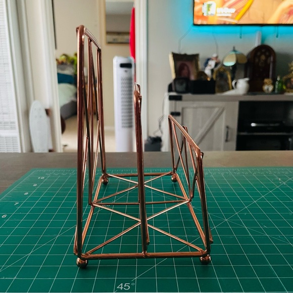 Rose Gold Metal Mail Organizer Rack - Picture 3 of 3